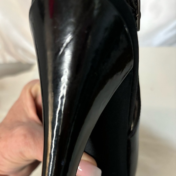 Jessica Simpson black patent leather platform heels. Heel 6”, size 9 - Picture 6 of 7